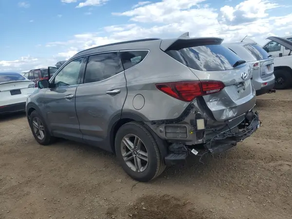5NMZU3LB8HH032751 2017 HYUNDAI SANTA FE - Image 2