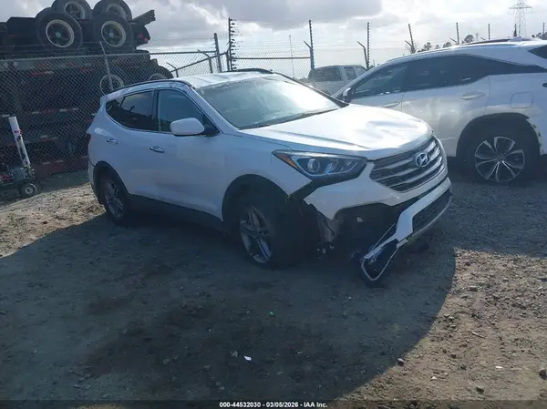 5NMZU3LB8HH036542 2017 HYUNDAI SANTA FE - Image 1
