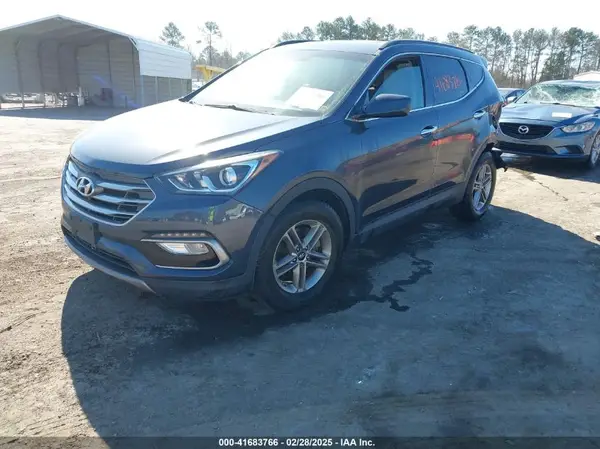 5NMZU3LB8HH036752 2017 HYUNDAI SANTA FE - Image 2