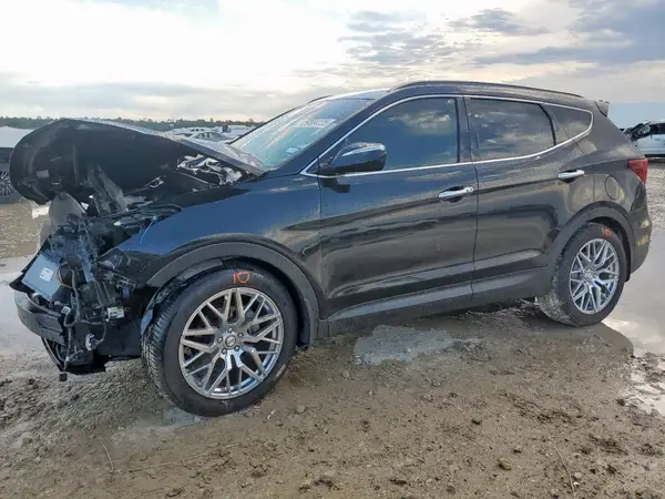 5NMZU3LB8HH037240 2017 HYUNDAI SANTA FE - Image 1