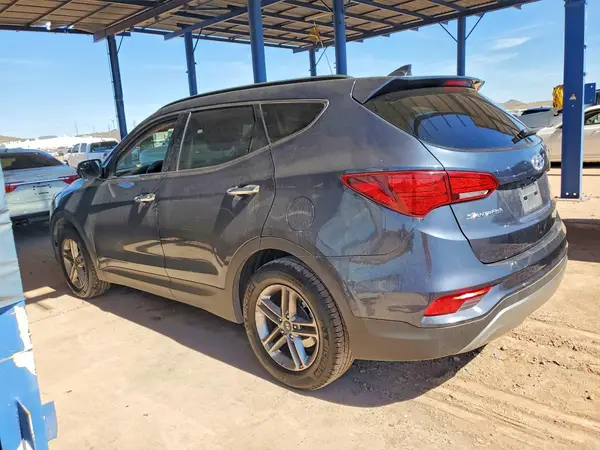 5NMZU3LB8HH038436 2017 HYUNDAI SANTA FE - Image 2