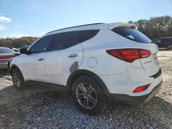 5NMZU3LB8HH039117 2017 HYUNDAI SANTA FE - Image 2