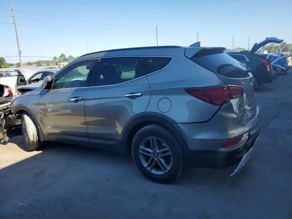 5NMZU3LB8HH040672 2017 HYUNDAI SANTA FE - Image 2