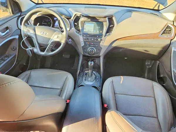 5NMZU3LB8HH041613 2017 HYUNDAI SANTA FE - Image 8