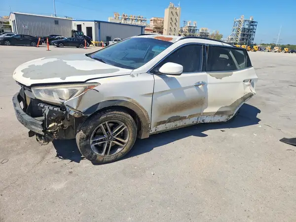 5NMZU3LB8HH043345 2017 HYUNDAI SANTA FE - Image 1