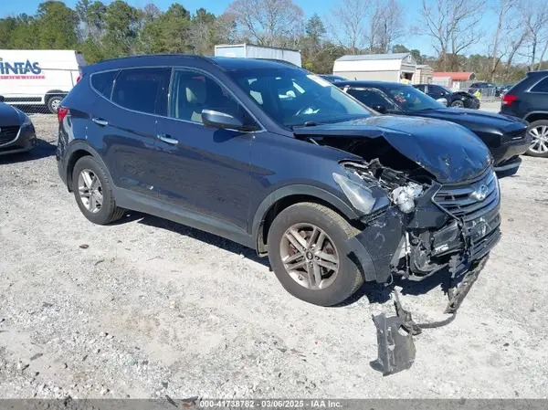 5NMZU3LB8HH047914 2017 HYUNDAI SANTA FE - Image 1