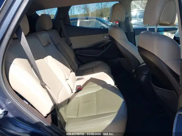 5NMZU3LB8HH047914 2017 HYUNDAI SANTA FE - Image 8