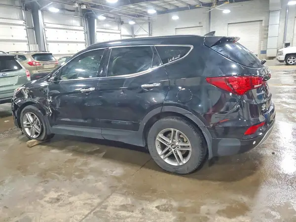 5NMZU3LB8HH048237 2017 HYUNDAI SANTA FE - Image 2