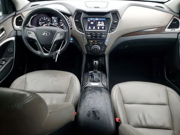 5NMZU3LB8HH048402 2017 HYUNDAI SANTA FE - Image 8