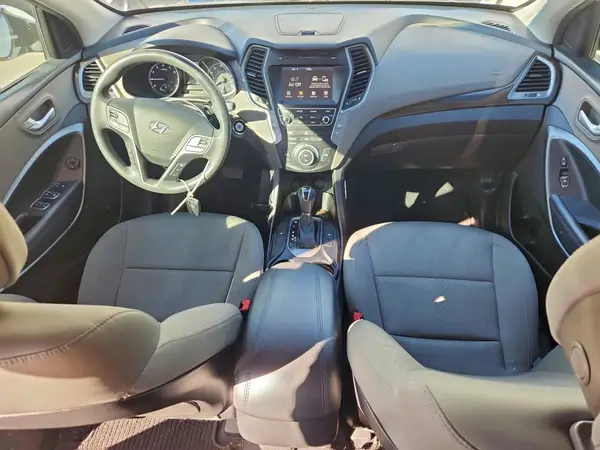 5NMZU3LB8HH048528 2017 HYUNDAI SANTA FE - Image 8