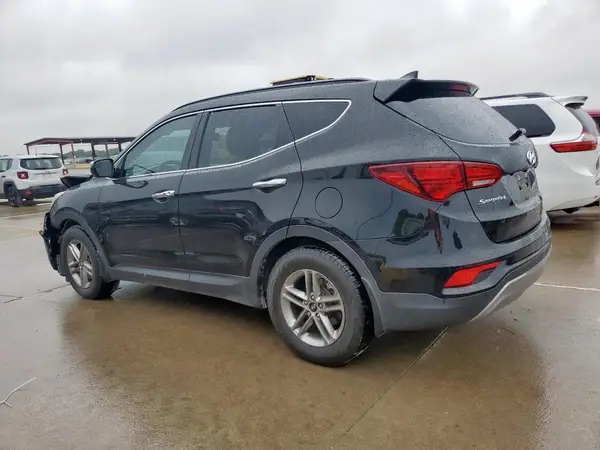 5NMZU3LB8JH058238 2018 HYUNDAI SANTA FE - Image 2