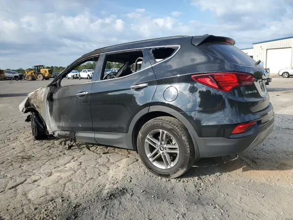 5NMZU3LB8JH064220 2018 HYUNDAI SANTA FE - Image 2