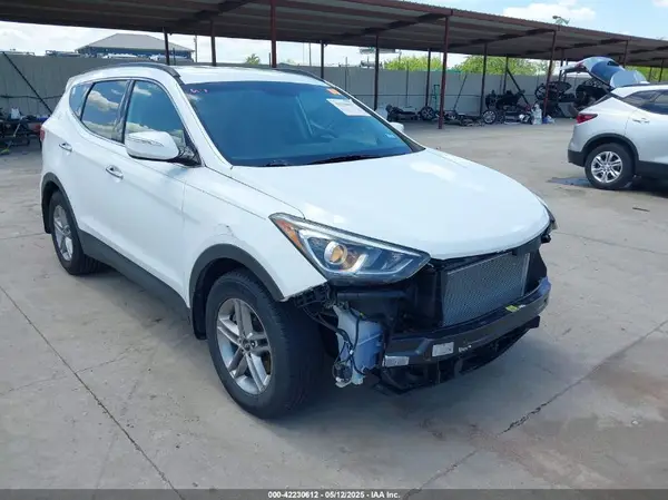 5NMZU3LB8JH074780 2018 HYUNDAI SANTA FE - Image 1