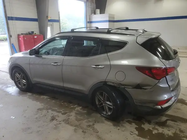 5NMZU3LB8JH083981 2018 HYUNDAI SANTA FE - Image 2