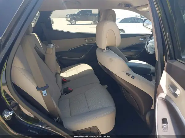 5NMZU3LB8JH107633 2018 HYUNDAI SANTA FE - Image 8