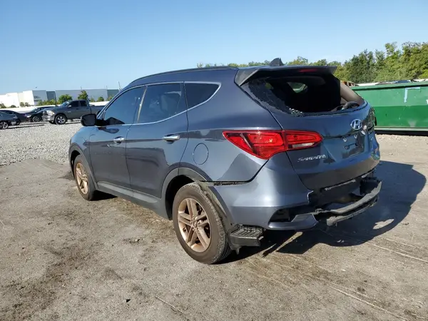 5NMZU3LB9HH003825 2017 HYUNDAI SANTA FE - Image 2