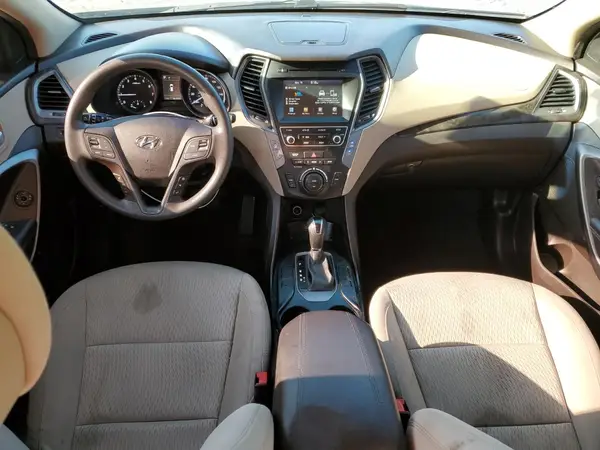 5NMZU3LB9HH003825 2017 HYUNDAI SANTA FE - Image 8