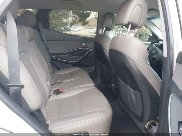 5NMZU3LB9HH007292 2017 HYUNDAI SANTA FE - Image 8