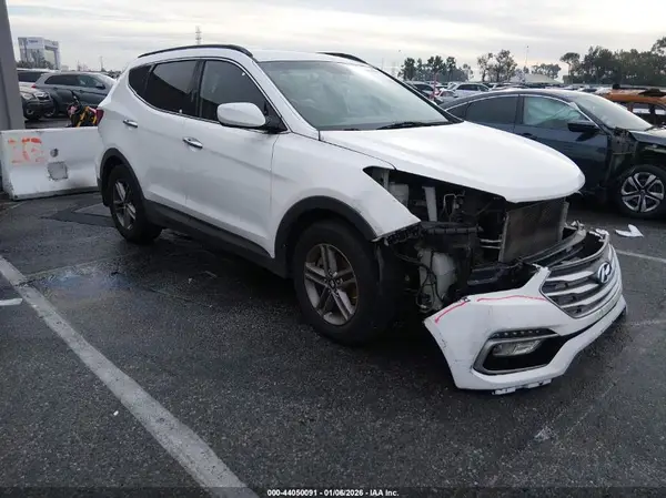 5NMZU3LB9HH009432 2017 HYUNDAI SANTA FE - Image 1