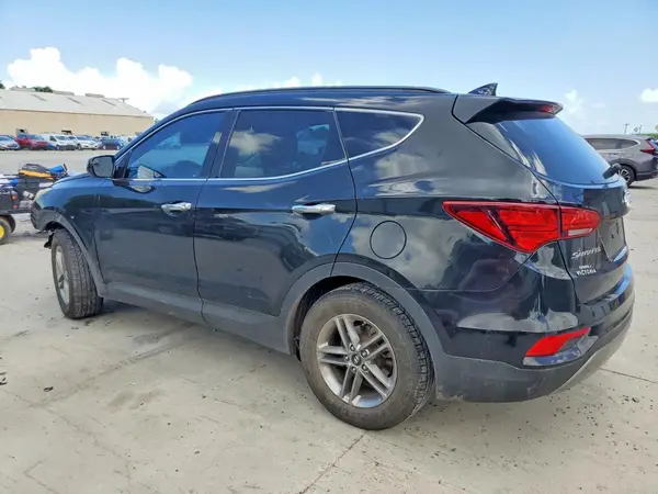 5NMZU3LB9HH010502 2017 HYUNDAI SANTA FE - Image 2