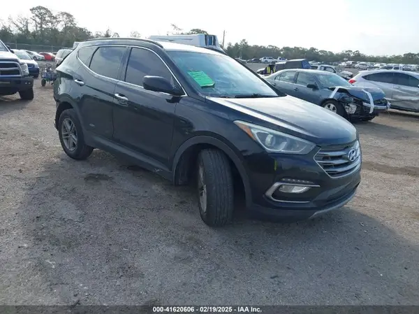 5NMZU3LB9HH011083 2017 HYUNDAI SANTA FE - Image 1