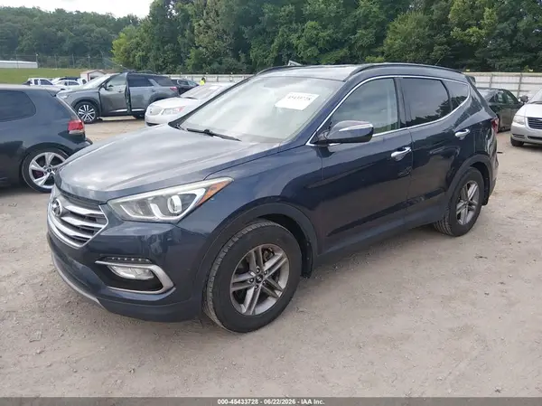 5NMZU3LB9HH015957 2017 HYUNDAI SANTA FE - Image 2