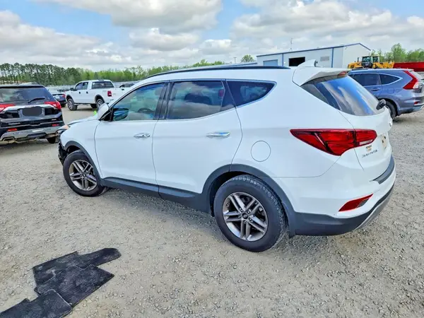 5NMZU3LB9HH019216 2017 HYUNDAI SANTA FE - Image 2