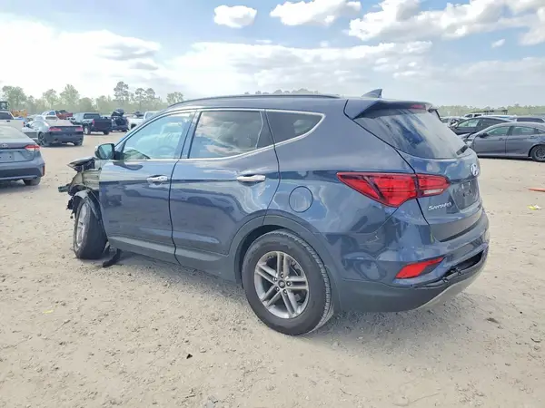 5NMZU3LB9HH019328 2017 HYUNDAI SANTA FE - Image 2