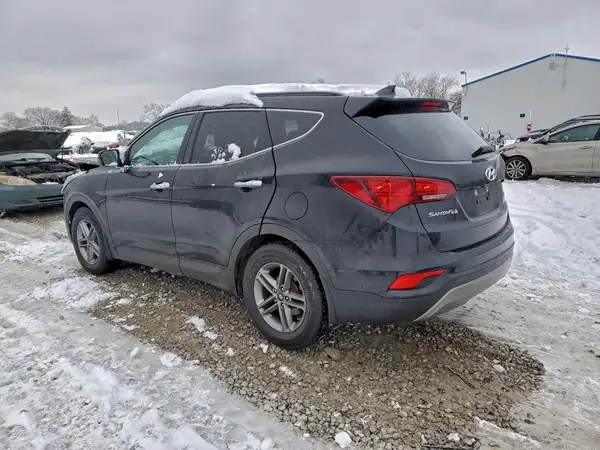 5NMZU3LB9HH021399 2017 HYUNDAI SANTA FE - Image 2