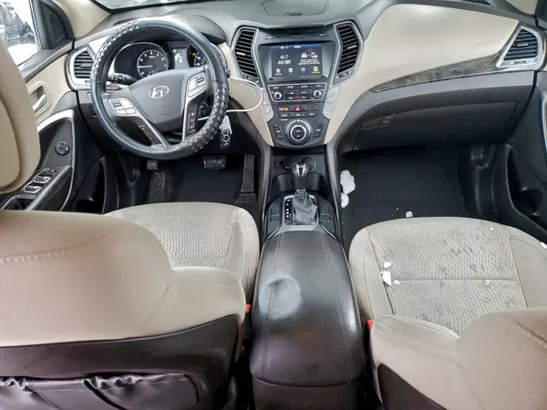 5NMZU3LB9HH021399 2017 HYUNDAI SANTA FE - Image 8