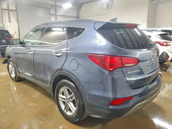 5NMZU3LB9HH025341 2017 HYUNDAI SANTA FE - Image 2