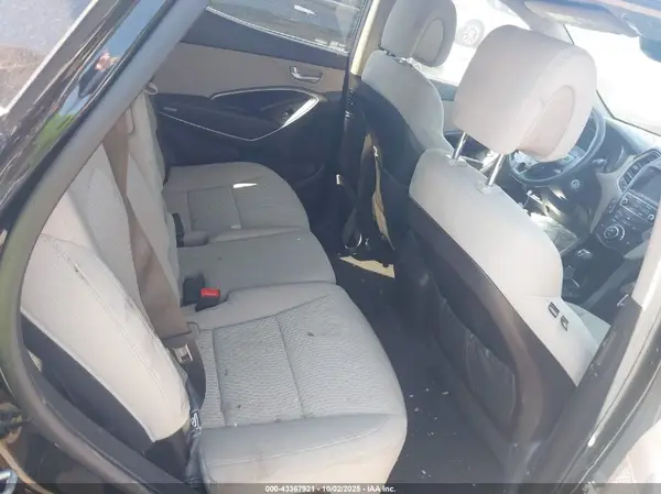 5NMZU3LB9HH030068 2017 HYUNDAI SANTA FE - Image 8
