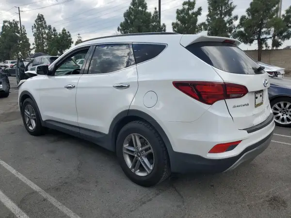 5NMZU3LB9HH031155 2017 HYUNDAI SANTA FE - Image 2