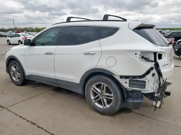 5NMZU3LB9HH039613 2017 HYUNDAI SANTA FE - Image 2