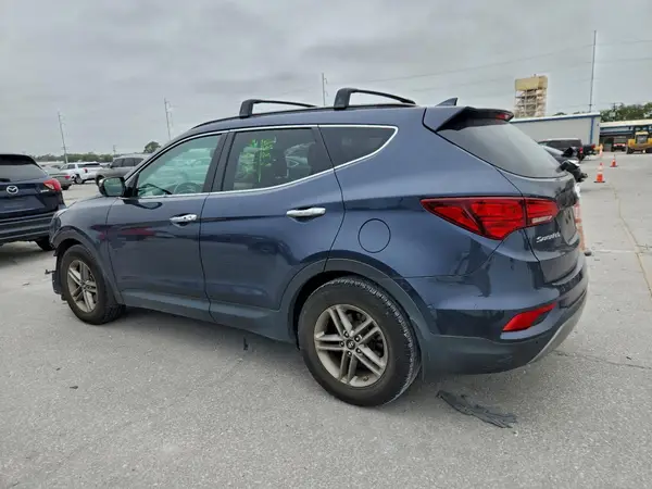 5NMZU3LB9HH046495 2017 HYUNDAI SANTA FE - Image 2