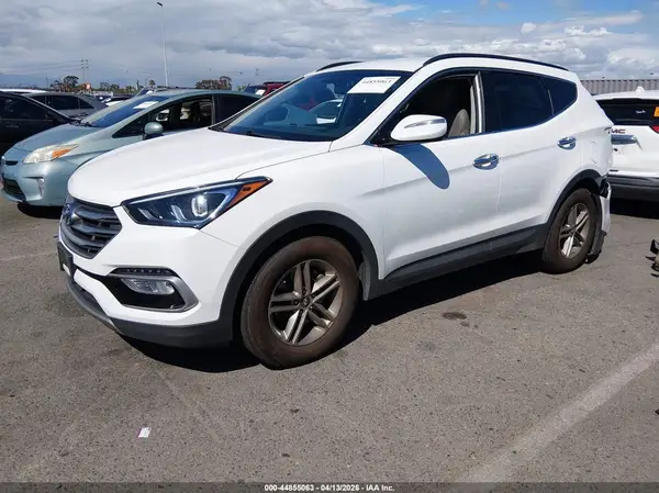 5NMZU3LB9HH046609 2017 HYUNDAI SANTA FE - Image 2