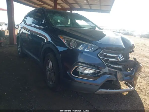 5NMZU3LB9JH057132 2018 HYUNDAI SANTA FE - Image 1