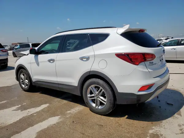 5NMZU3LB9JH059320 2018 HYUNDAI SANTA FE - Image 2