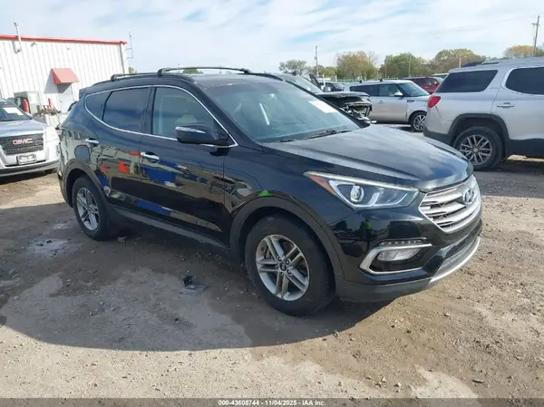 5NMZU3LB9JH060872 2018 HYUNDAI SANTA FE - Image 1