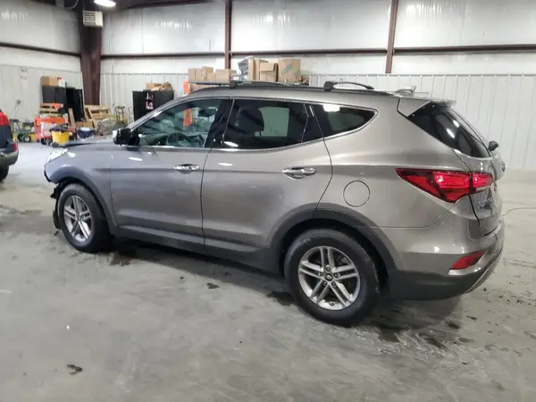 5NMZU3LB9JH065540 2018 HYUNDAI SANTA FE - Image 2