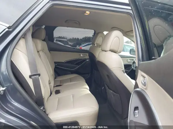 5NMZU3LB9JH077168 2018 HYUNDAI SANTA FE - Image 8