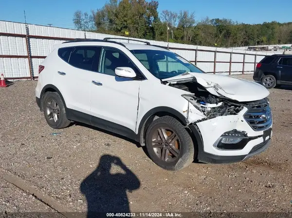 5NMZU3LB9JH089305 2018 HYUNDAI SANTA FE - Image 1