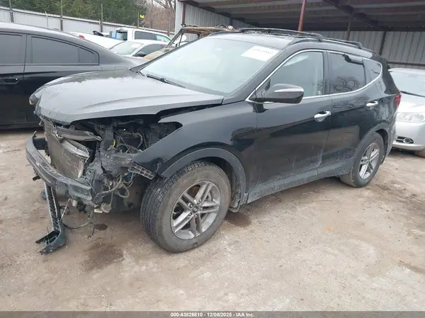 5NMZU3LBXHH002697 2017 HYUNDAI SANTA FE - Image 2