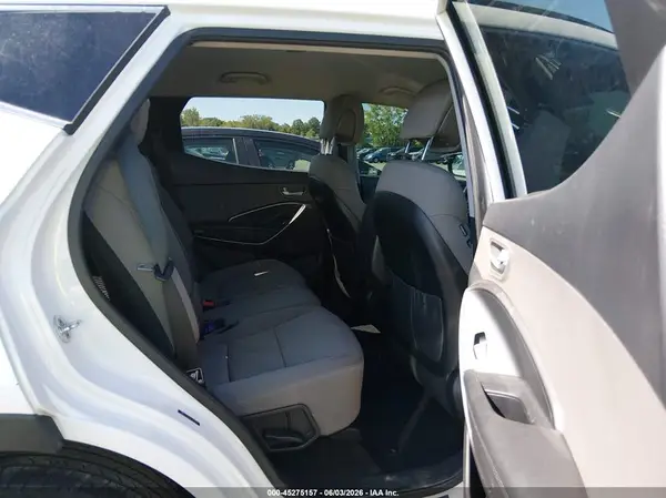 5NMZU3LBXHH007169 2017 HYUNDAI SANTA FE - Image 8