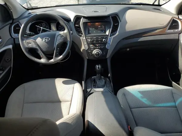 5NMZU3LBXHH012291 2017 HYUNDAI SANTA FE - Image 8