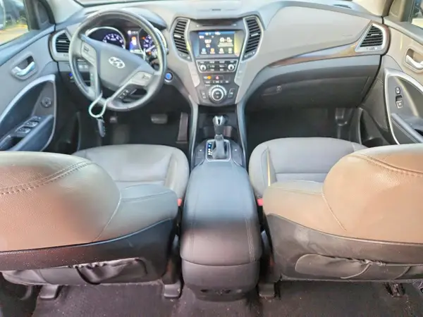 5NMZU3LBXHH014560 2017 HYUNDAI SANTA FE - Image 8