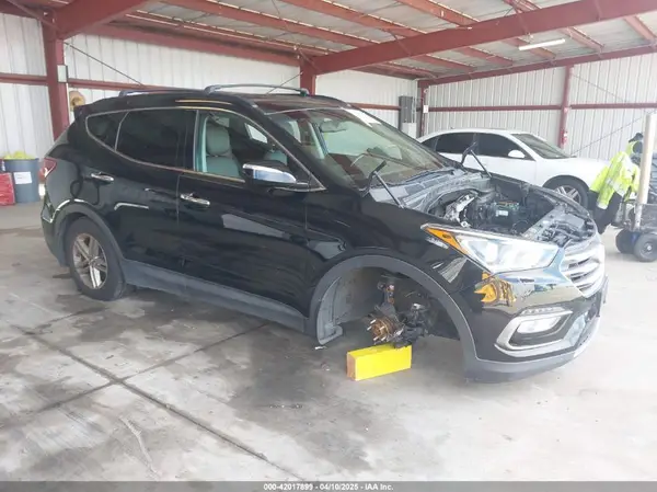 5NMZU3LBXHH014722 2017 HYUNDAI SANTA FE - Image 1