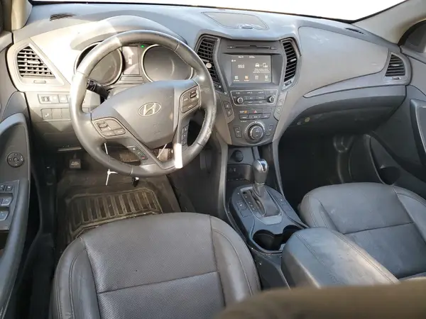 5NMZU3LBXHH015420 2017 HYUNDAI SANTA FE - Image 8