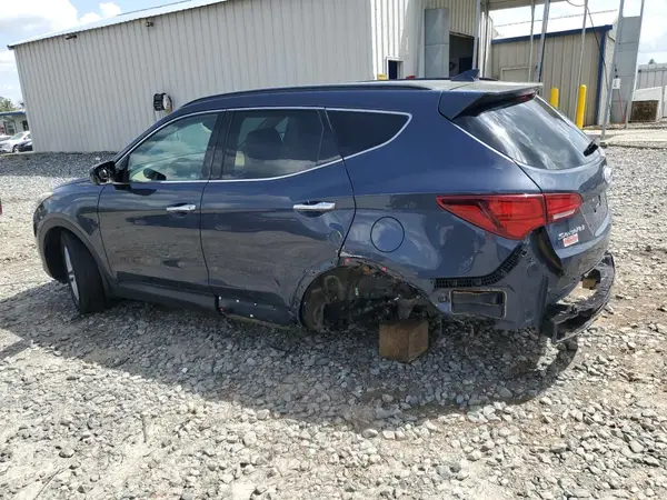 5NMZU3LBXHH019581 2017 HYUNDAI SANTA FE - Image 2