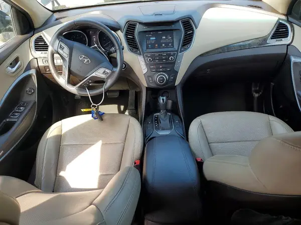 5NMZU3LBXHH020715 2017 HYUNDAI SANTA FE - Image 8